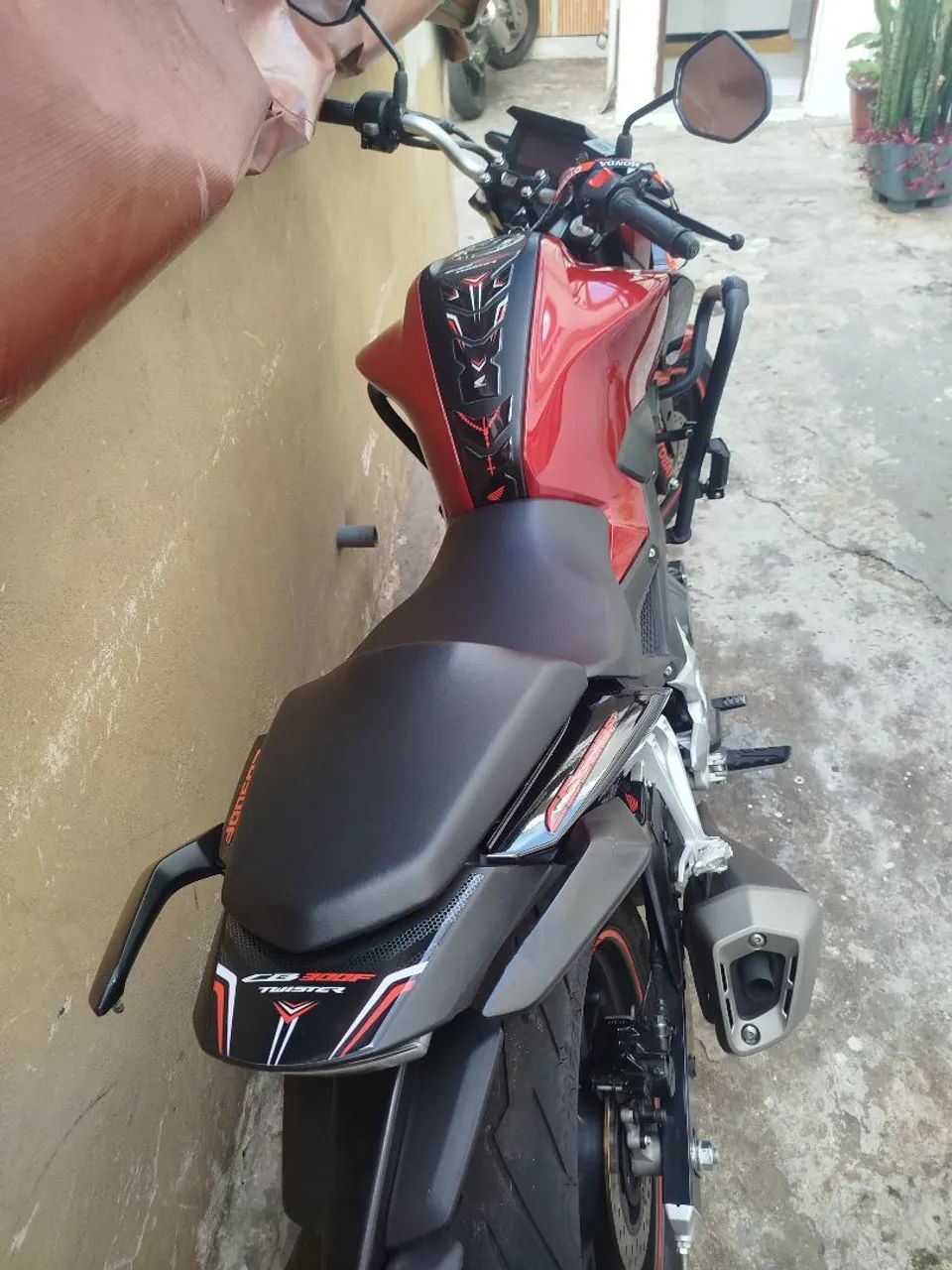Cb 300g - Foto 4