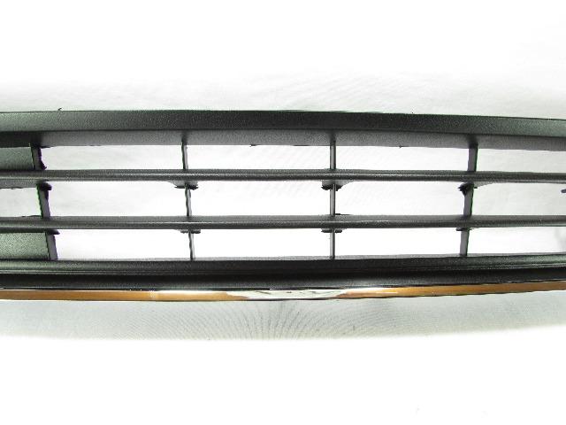 Grade Inferior Central Preto Com Friso Cromado Gol Voyage G6