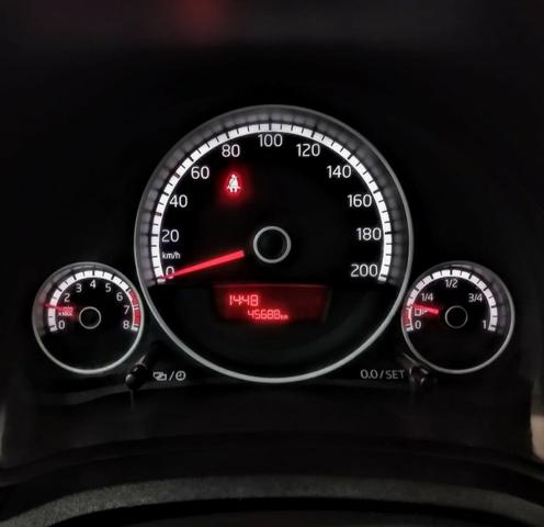 Volkswagen UP! 1.0 - Foto 13