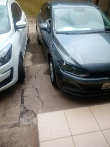 Polo 1.0 completao, 2018 muito novo pneus novos - Foto 3