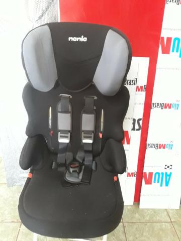2 cadeiras nania por 300,00(vendo as duas ou só uma no valor de 180,00)