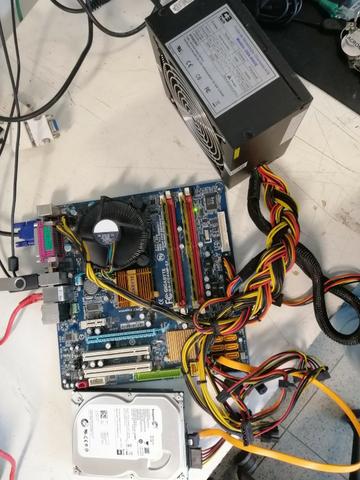 Kit Placa Mãe Gigabyte + 4gb + 500gb + Fonte Atx DSA-500VE C3 Tech