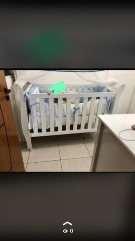 Berço que vira cama