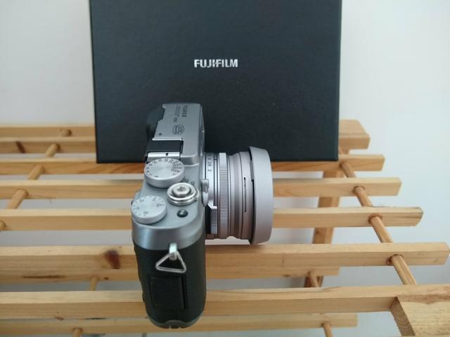 Fuji X100 - Foto 2
