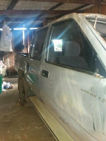 TOYOTA HILLUX 4x4 Motor 3.0 Diesel Completa So transferir - Foto 3