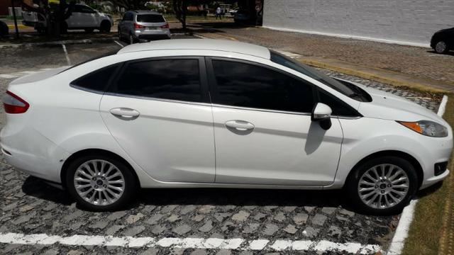 NEW Fiesta titanium sedã - Foto 2