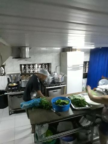 Cozinha industrial pronta para trabalhar - Foto 3