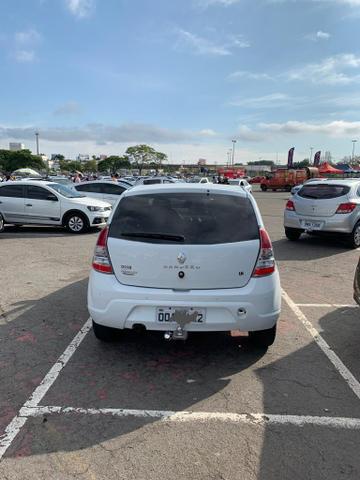 Renault Sandero - Foto 5