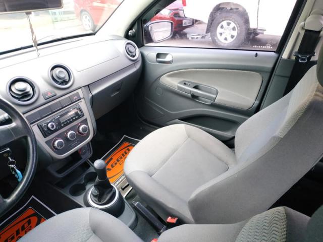 VOLKSWAGEN VOYAGE 1.0 CITY - Foto 8