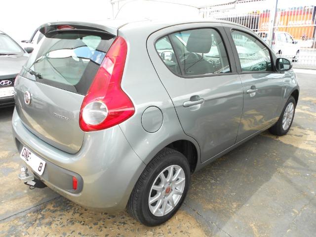 Fiat palio attractive 1.0 flex 2014/2015 completo unico dono revisado lacrado - Foto 6