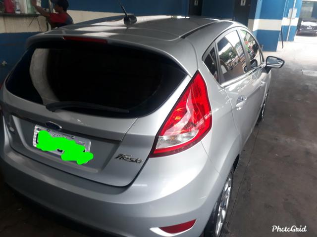 New fiesta Muito Novo - Foto 2