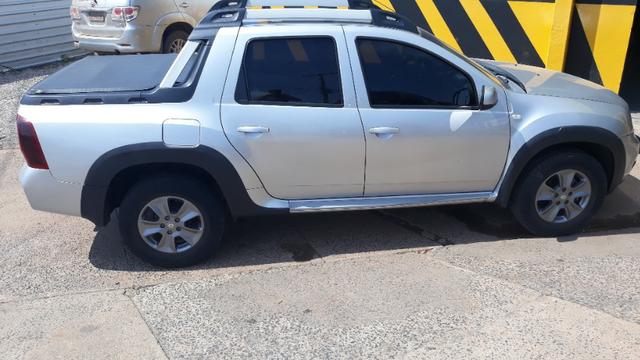 Duster Oroch 2.0 dynamic 4x2 aut 2016/17 - Foto 2