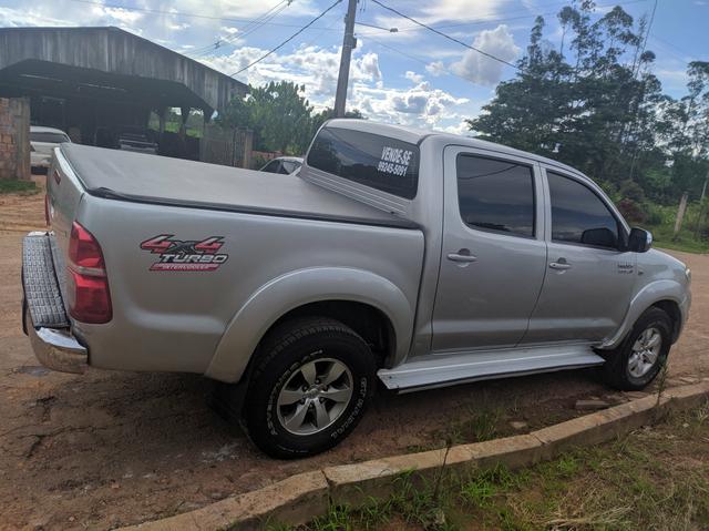 Hilux SRV manual 2009 56 mil - Foto 3