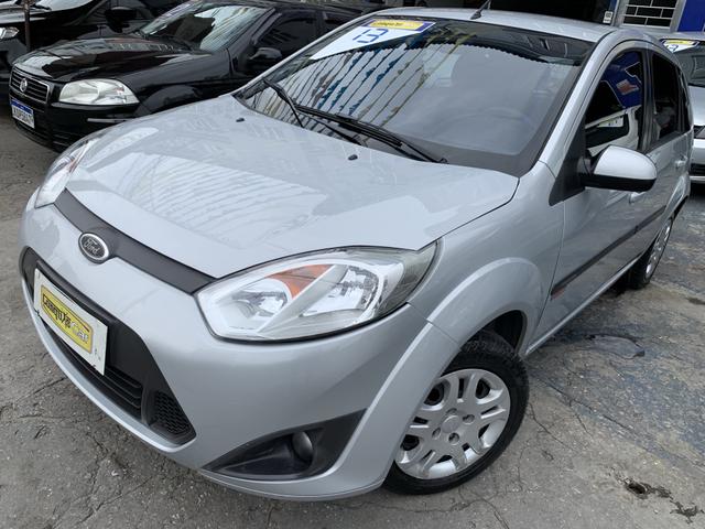 Ford Fiesta 1.6 C/GNV Apenas 27.000 km Muito Novo e 1 Ano de Seguro - Foto 2