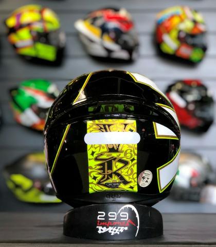 Capacete AGV K1 Gothic e linha AGV completa em até 10x! - Foto 2