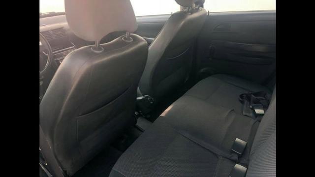 Volkswagen Fox 1.0 mi 8v flex 4p manual - documento ok - R$14.000,00 - Foto 5