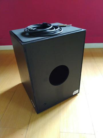 Cajón acústico com cabo