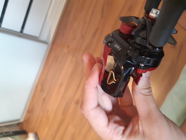 Carretilha Daiwa Tatula ct type-r 100 xs - Foto 4