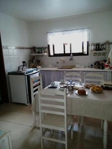 Casa Excelentes em petrópolis Bairro Nobre com 3 Quartos 1 Suite - Foto 4