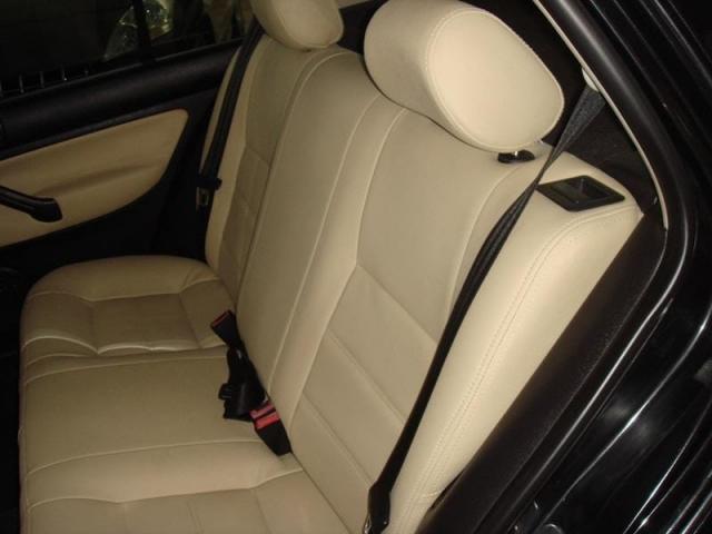 VOLKSWAGEN GOLF GENERATION 2004-2005 - Foto 8