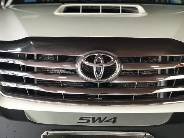 TOYOTA HILUX SW4 SRV 4X4 3.0 AUTOMÁTICA DIESEL - Foto 11
