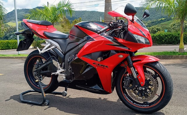 Imagem de uma Honda Cbr 600