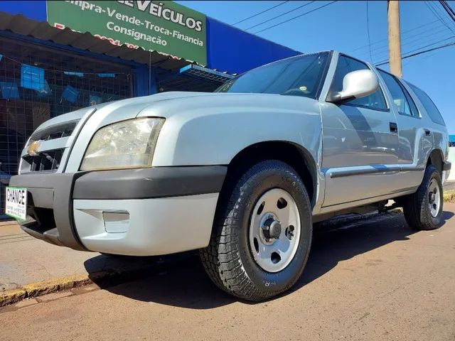 Blazer 4.3 V6 Aut. 4P. em Ribeirão Preto Gasolina 00/00 Preto