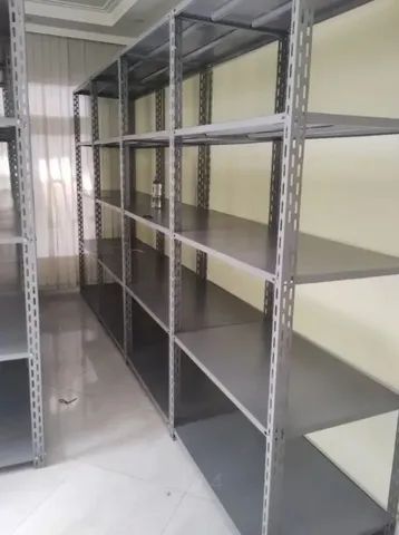 Prateleiras estantes de aço 