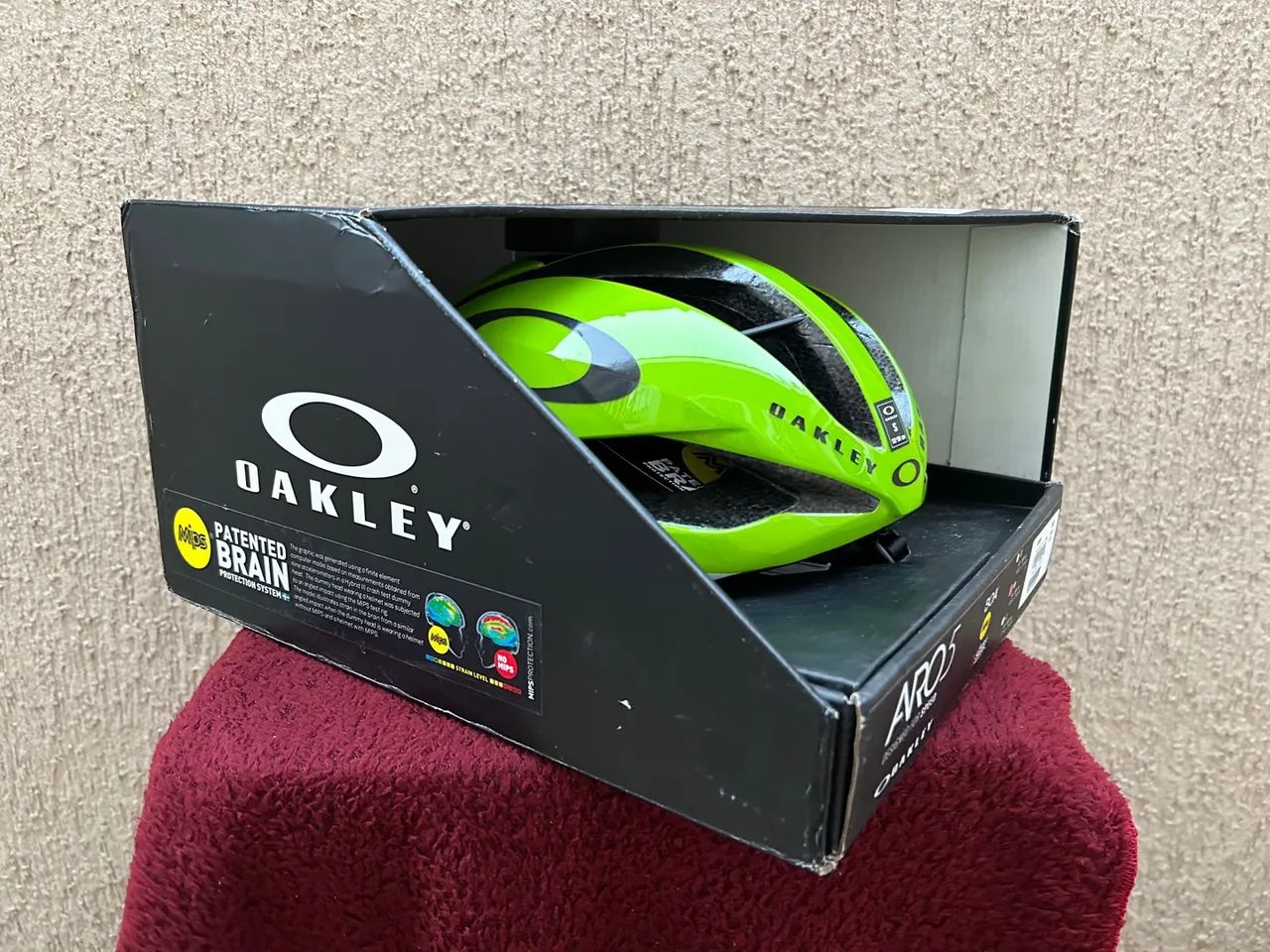 Capacete Oakley aro 5 série limitada