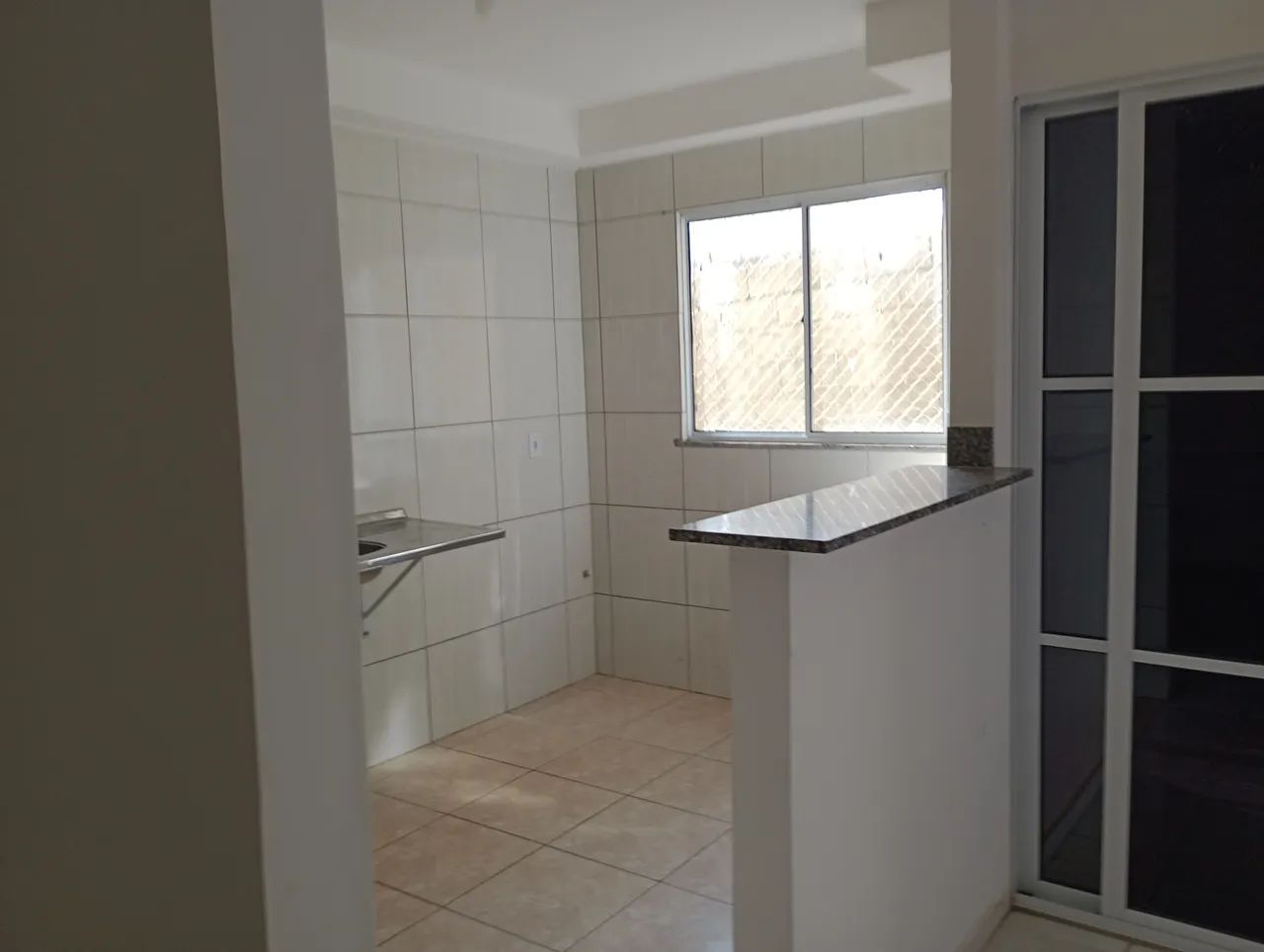 Alugo Apartamento 2 Quartos Terréo, Com Quintal Na Ocidental