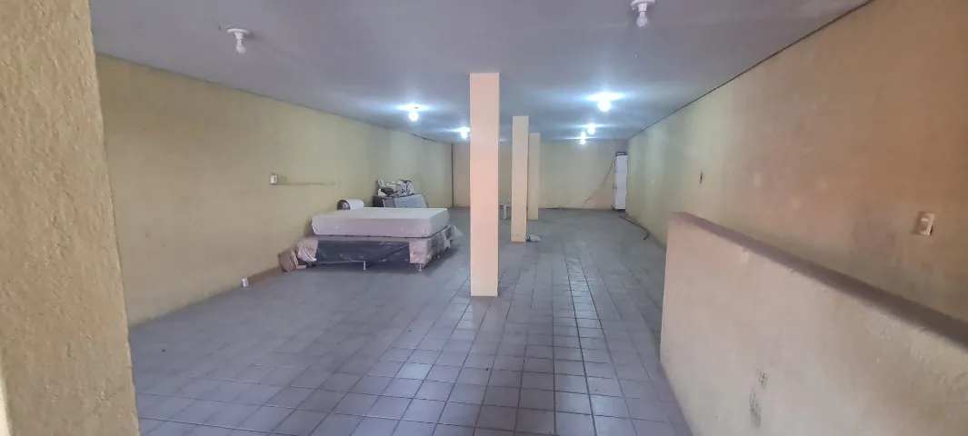 ponto comercial em frente a padaria de caixa Dàgua na avenida principal.