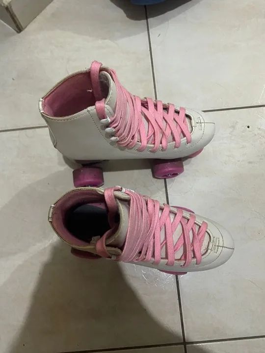 Patins rosa 4 rodas 35/36 - Foto 3