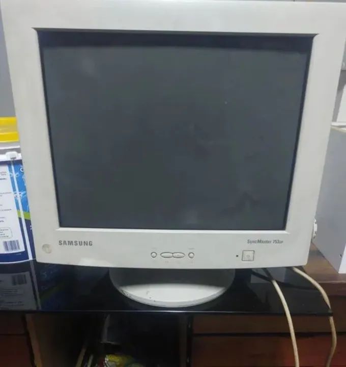 Monitor Samsung SyncMaster 753df 17"
