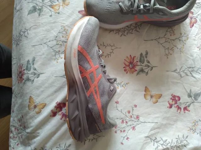 Tênis Asics Dynablast 3 Cinza - Feminino - Foto 3