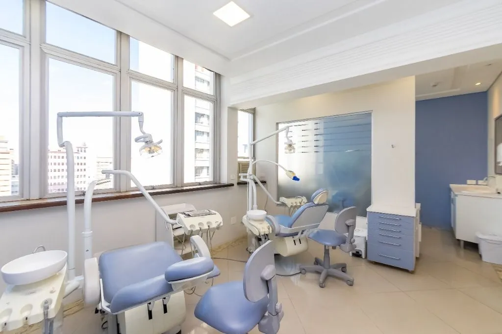 Sala para alugar, 65 m² por R$ 2.995/mês - Centro - Curitiba/PR