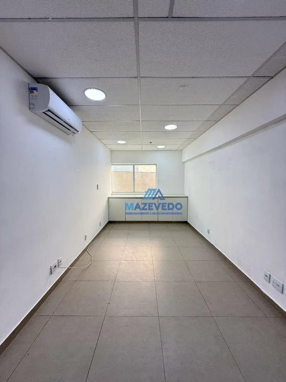 Sala para alugar, 32 m² por R$ 1.954,61/mês - Centro - Nova Iguaçu/RJ