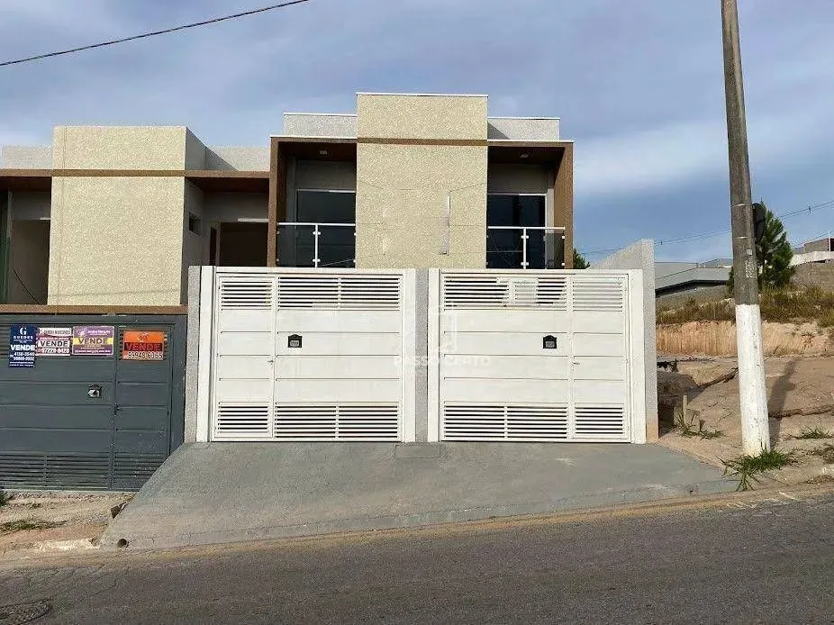 Village com 2 dormitórios à venda, 86 m² por R$ 350.000,00 - Jardim Bela Vista - Araçarigu