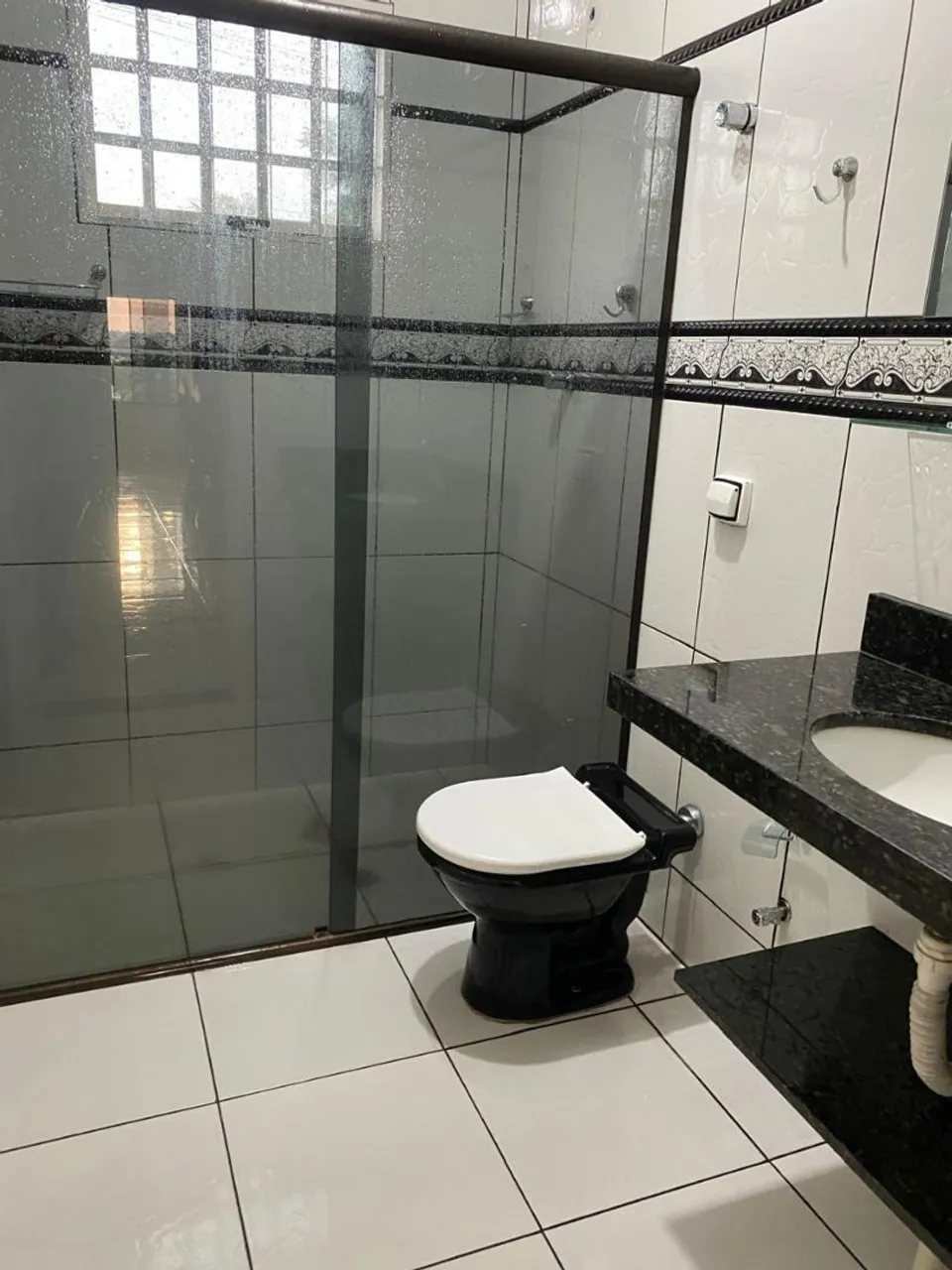 Alugou apartamento