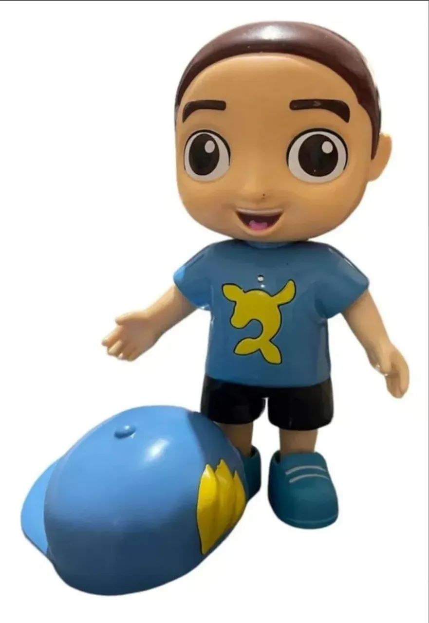 Boneco lucas neto com 24 cm fala 14 frases 