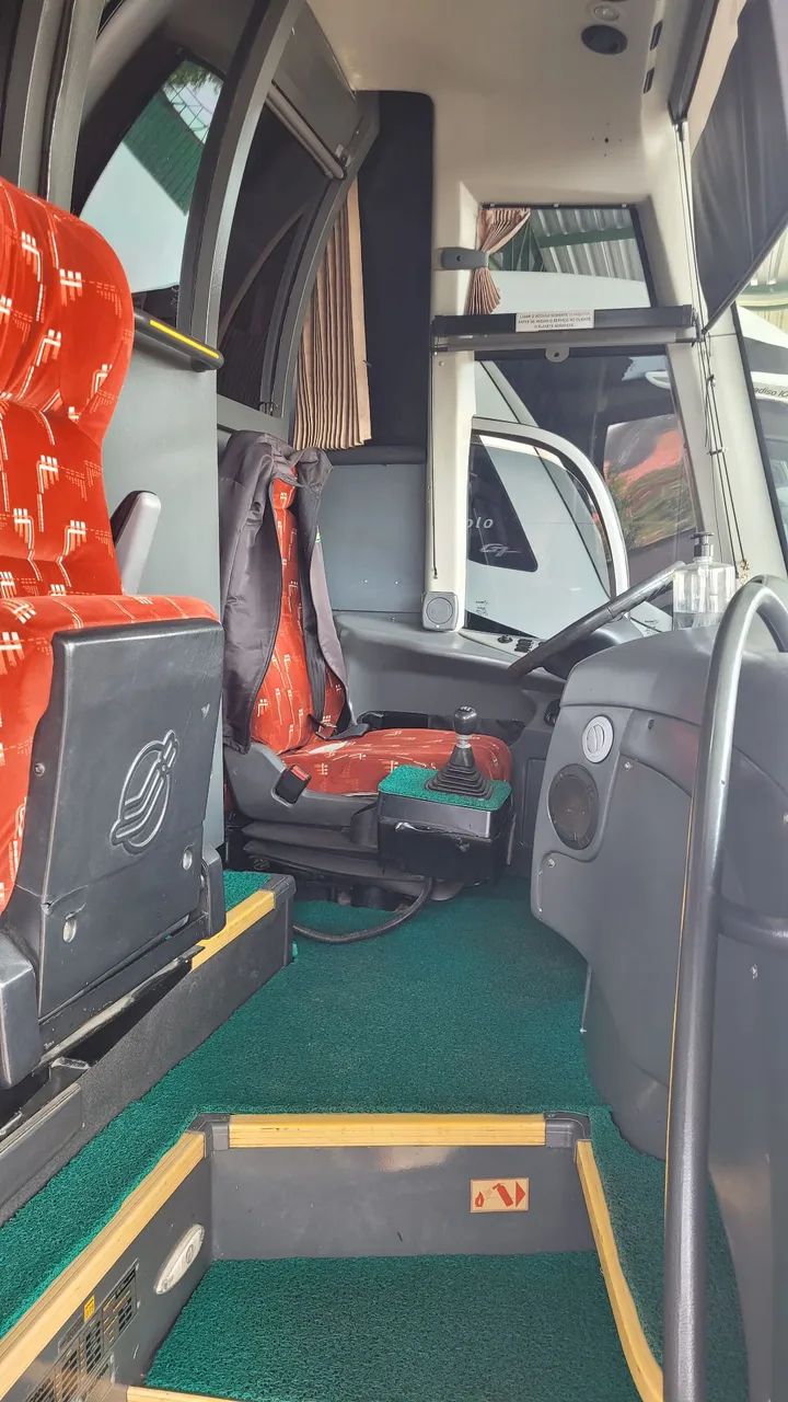 Ônibus Rodoviário 46 lugares 2012 - Foto 7