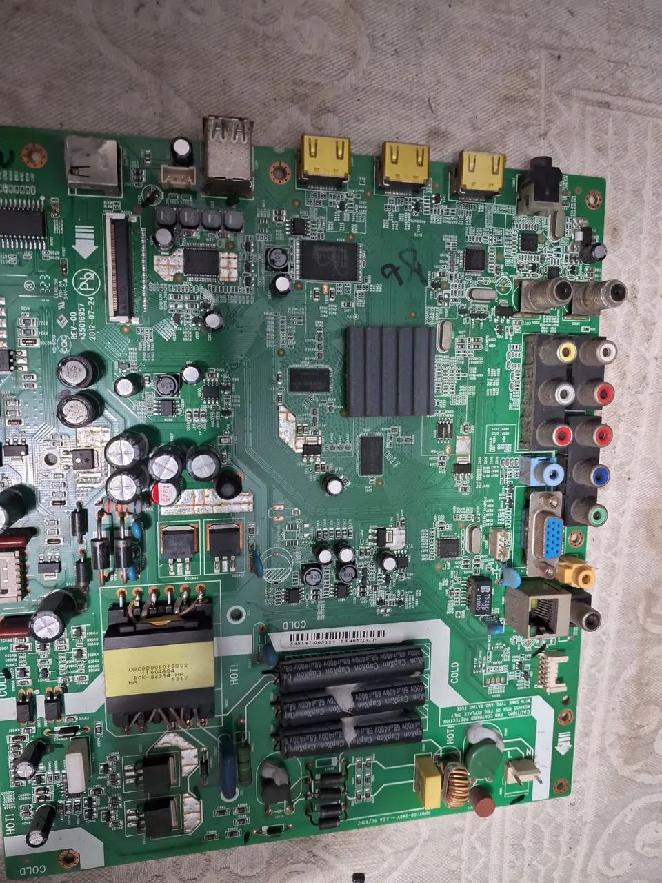 Placa mãe para TVsemp Toshiba 40 poleg.   Le40571cadas