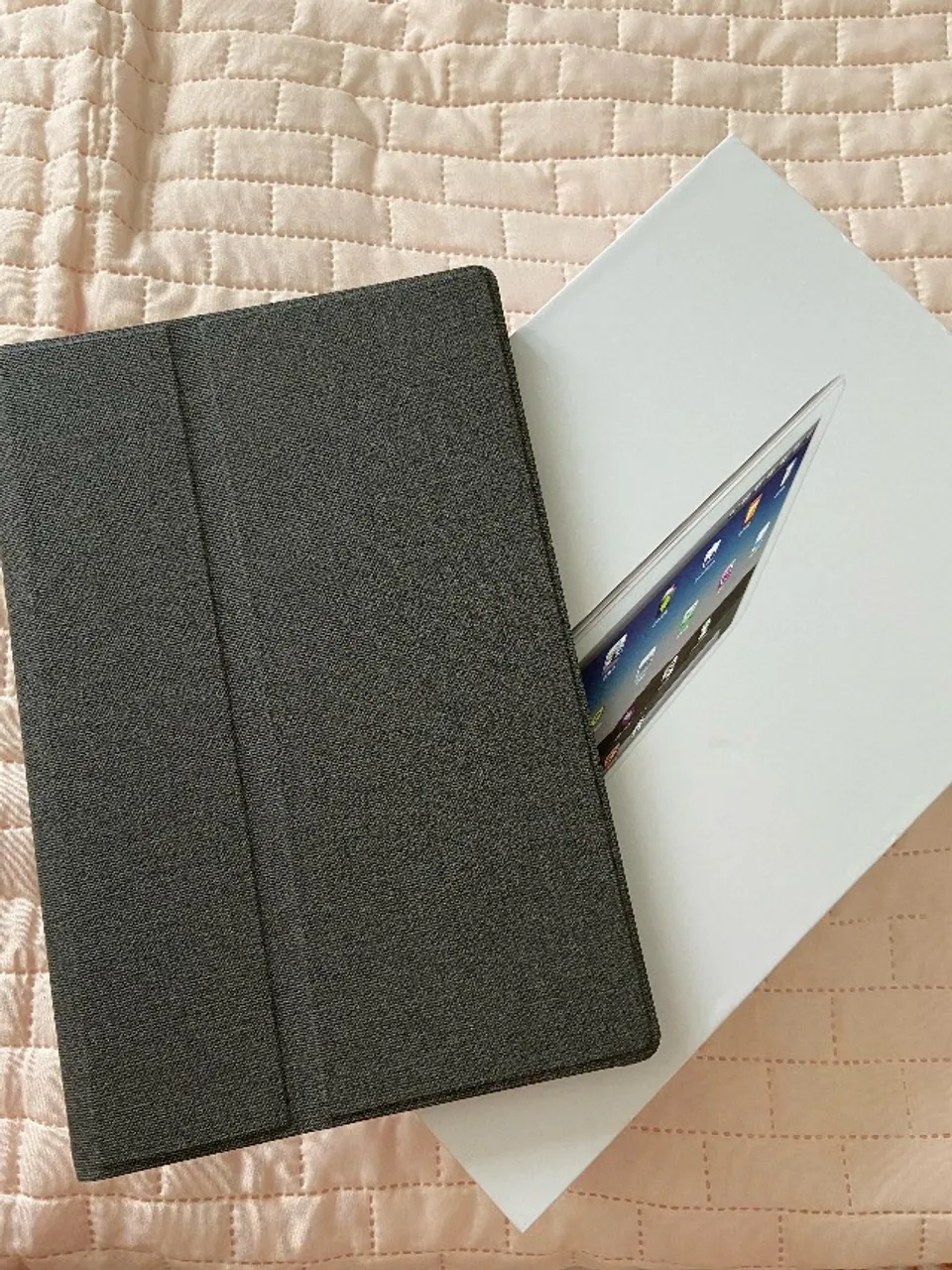 Tablet semi novo