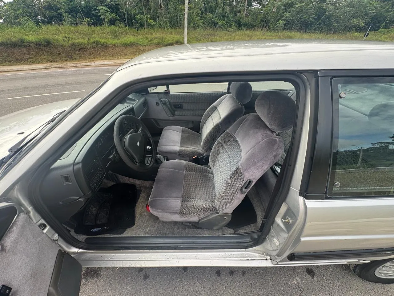 FORD VERSAILLES 2.0