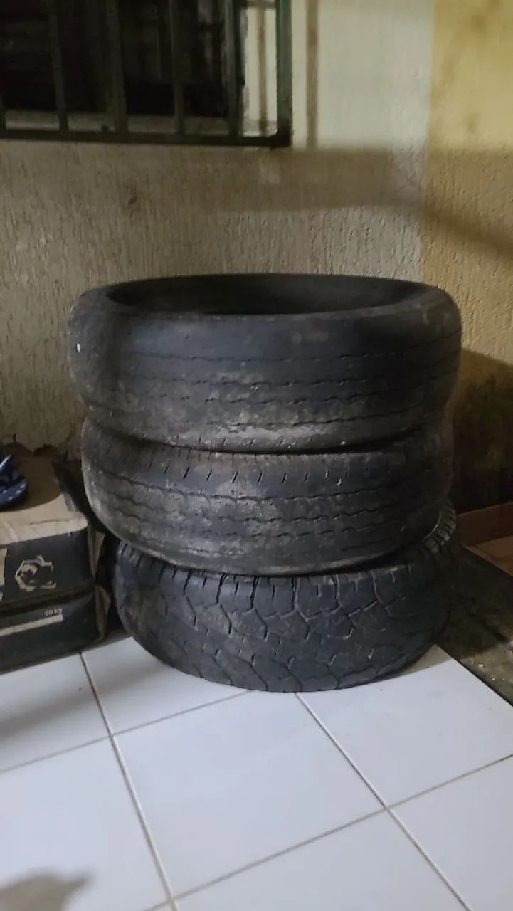 Pneus usados-Dueler H/T 255/70R16 - Foto 2