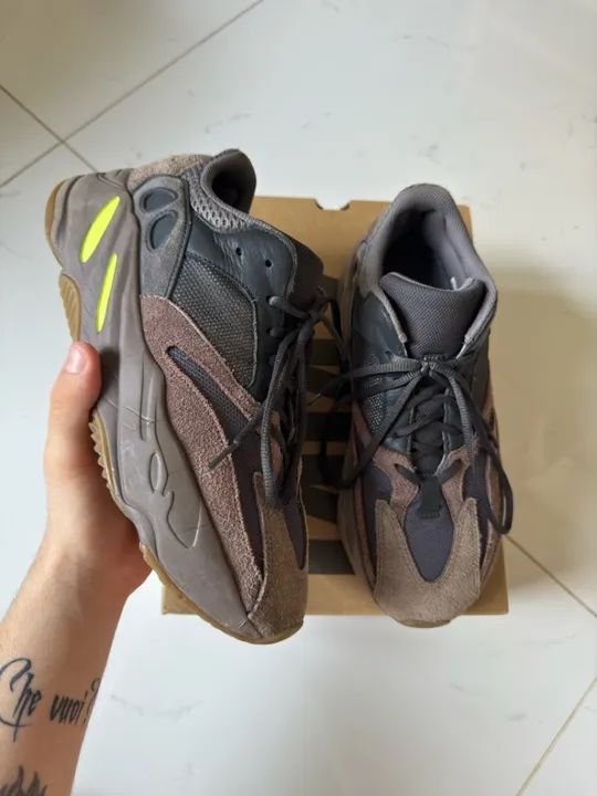 Yeezy Boost 700 V1 Mauve - 42BR