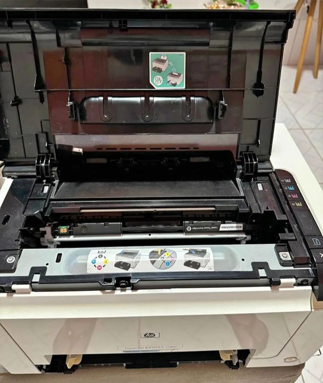 Impressora HP LaserJet CP1025 Color - Foto 5
