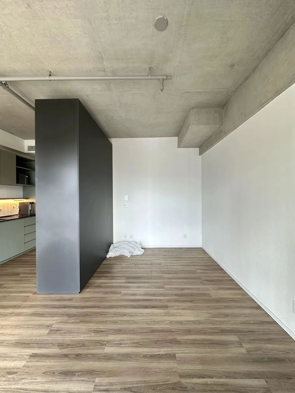 Apartamento (semi mobiliado) locação com 54m2 STUDIO em Pinheiros - São Paulo - SP - Foto 10