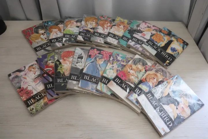 Mangá Black Bird - Coleção Completa (18 volumes) - Kanoko