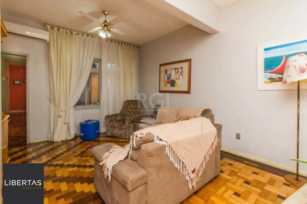 Casa para Venda - 360m², 4 dormitórios, sendo 1 suites, Cristal