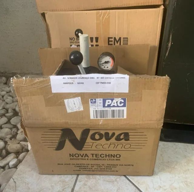 Prensa  hidráulica para orótese